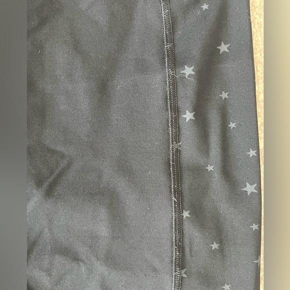 EUC Nancy Rose Performance Leggings with Star Design. No Size Estimated Small. - Picture 3 of 9